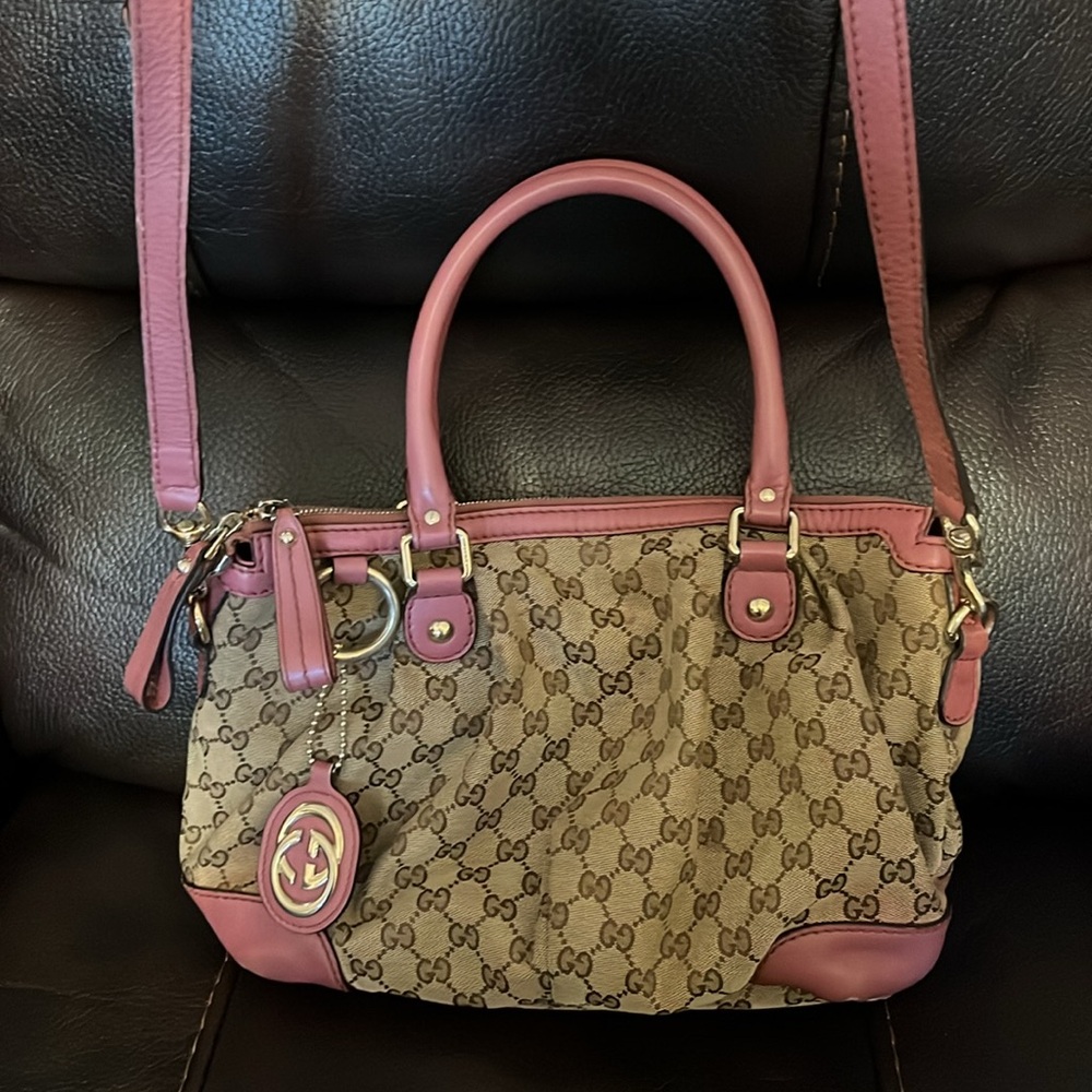 Gucci GG Monogram logo Sukey Top Handle crossbody bag - Picture 12 of 13